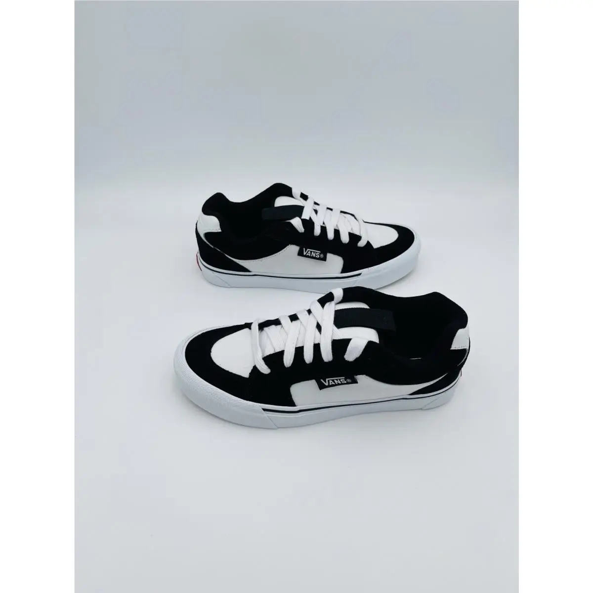 Vans shoes - VANS Chukka - Chukka - VN000CZWBA2 - White 20