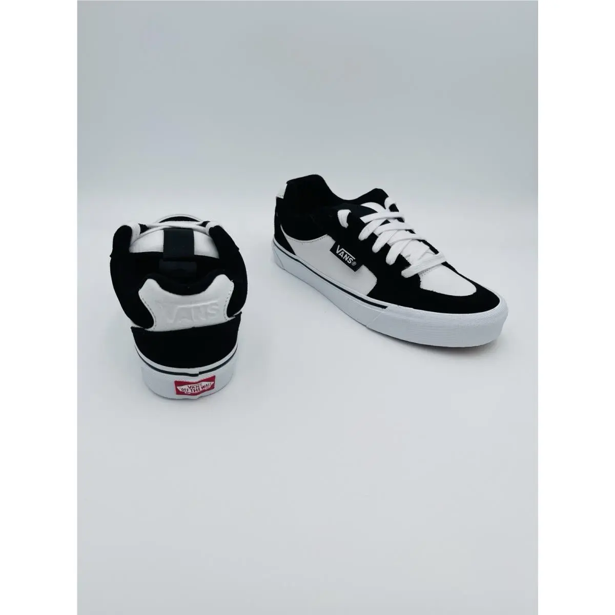 Vans shoes - VANS Chukka - Chukka - VN000CZWBA2 - White 21
