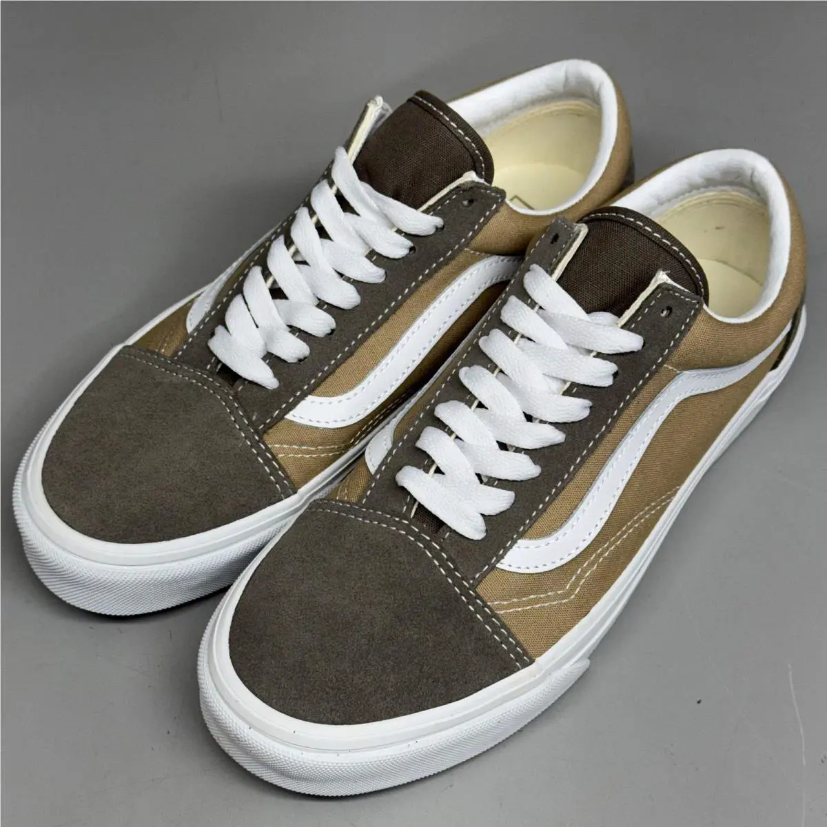 Vans shoes - VN000CT8BRO - VN000CT8BRO - Canvas/Suede Block Brown (UPC: 197065556266) 1