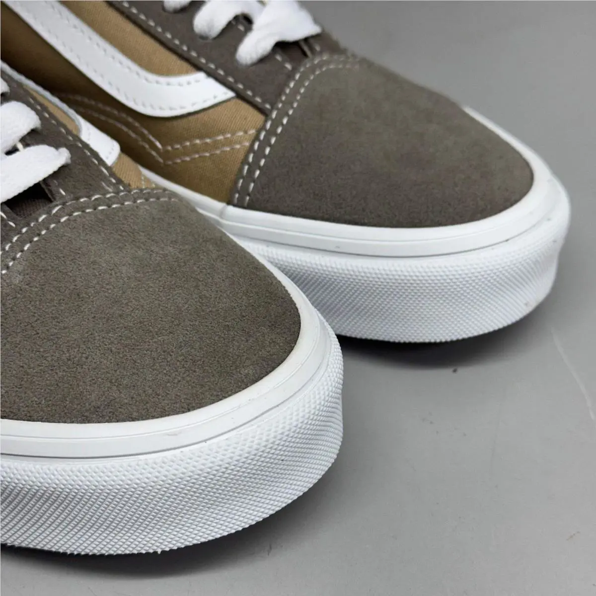 Vans shoes - VN000CT8BRO - VN000CT8BRO - Canvas/Suede Block Brown (UPC: 197065556266) 2