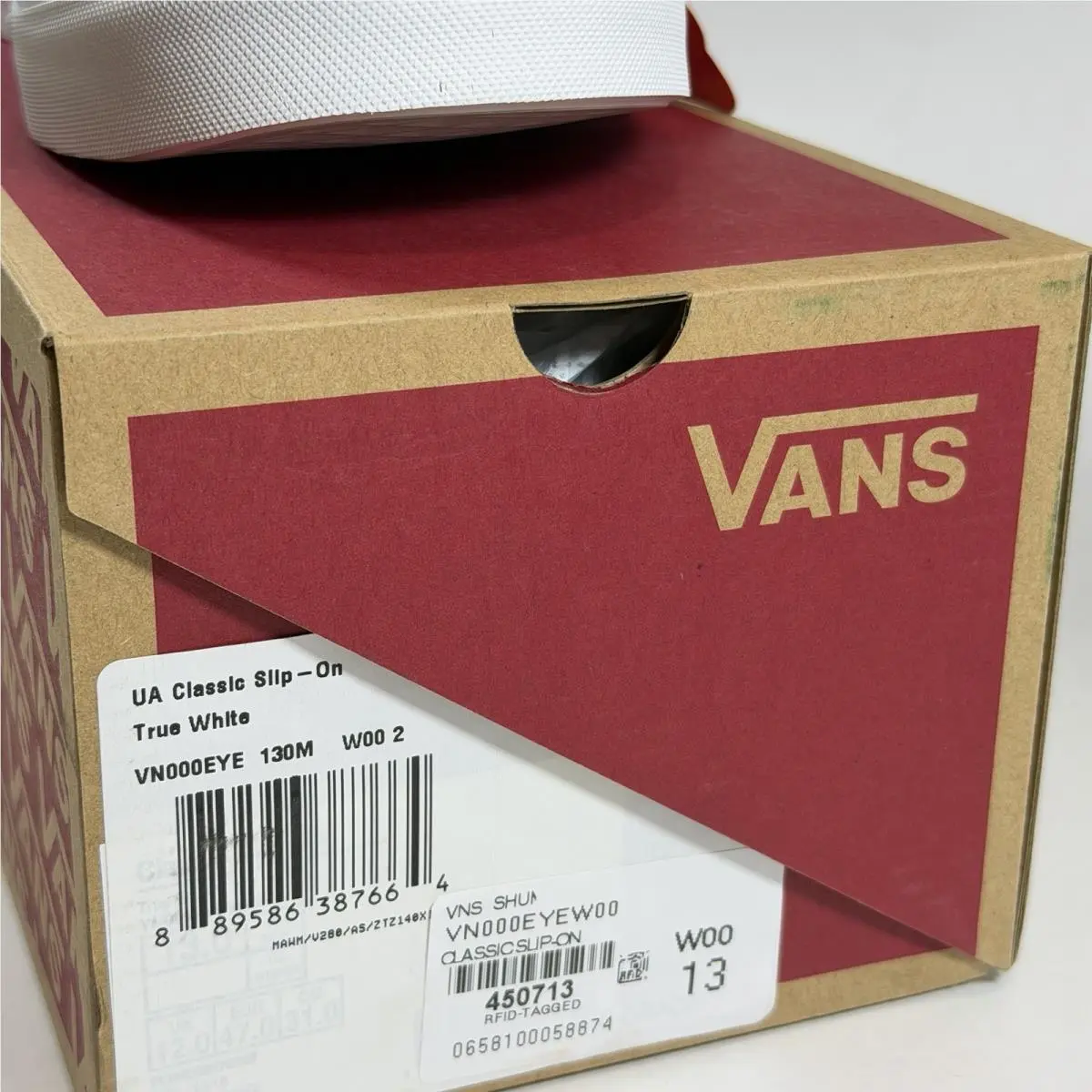 Vans shoes - VANS Classics - Classics - VN000EYEW00 - White, Manufacturer: True White 1