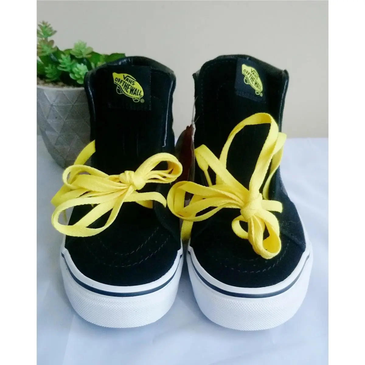 Vans shoes - Where`s Waldo Sk8-Hi - Waldo - VN0A32QG4UE - black/yellow (UPC: 194902680863) 4