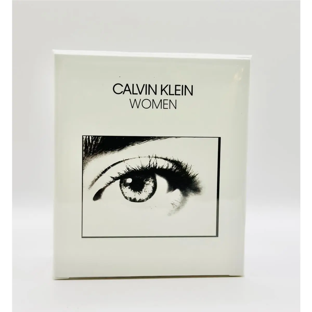 Calvin Klein Women 1.7oz / 50ml Eau De Parfum Spray