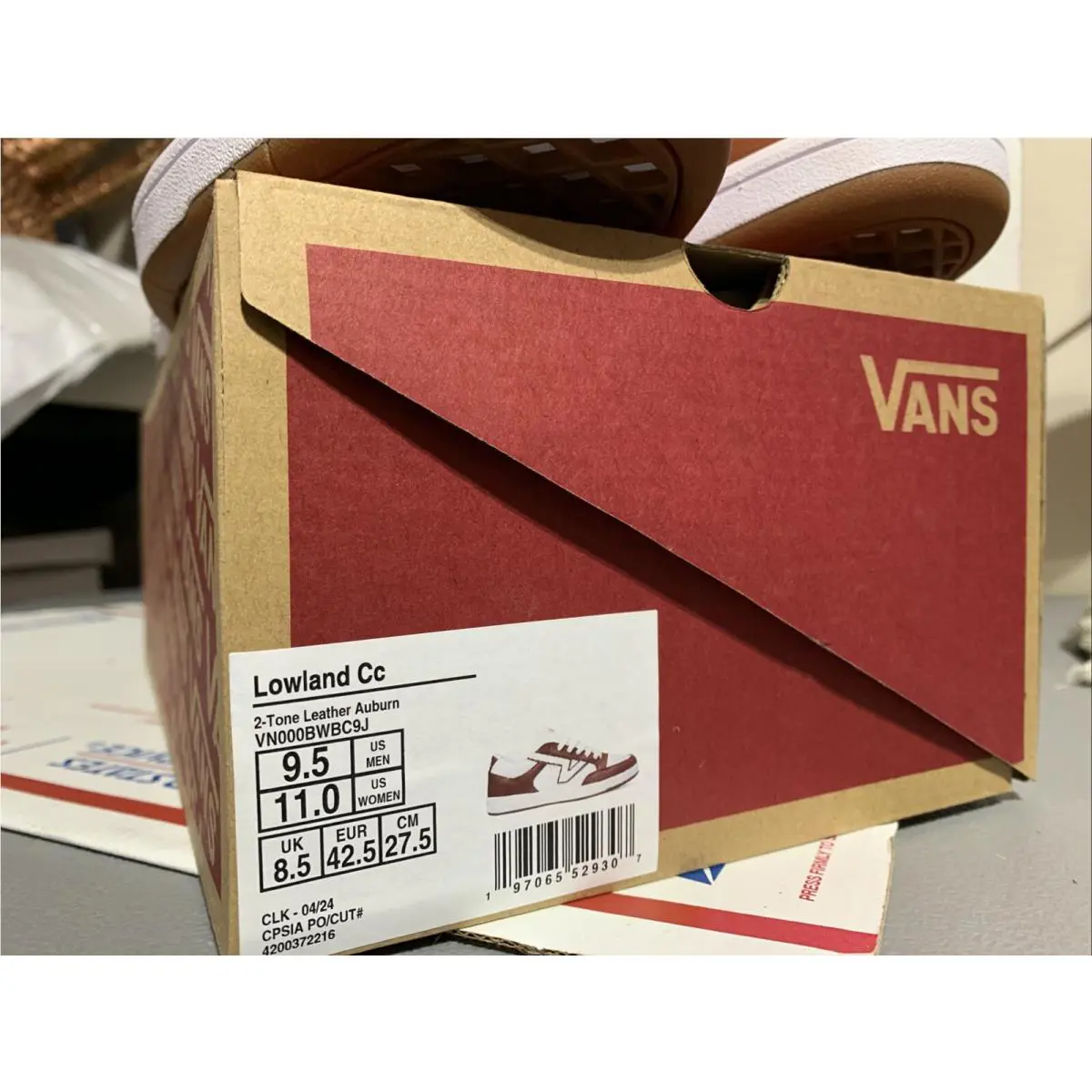 Vans shoes - VANS Lowland - Lowland - VN000BWBC9J - White 1