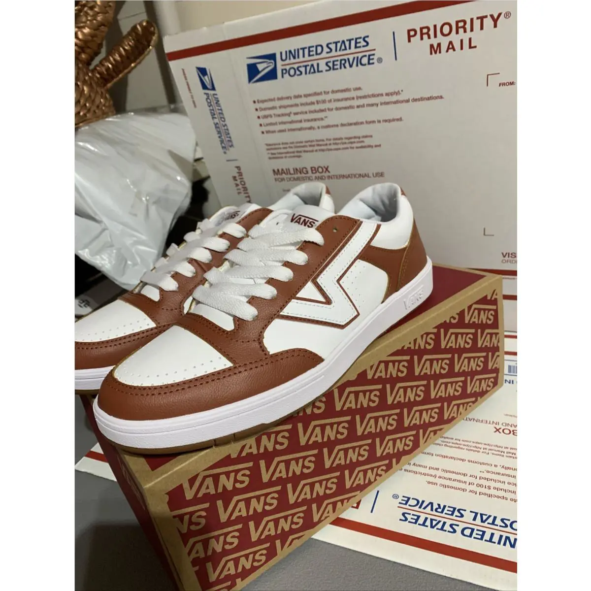 Vans shoes - VANS Lowland - Lowland - VN000BWBC9J - White 2