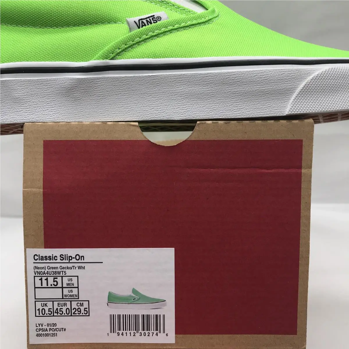 Vans shoes - VANS Classic Slip-On - Classic - VN0A4U38WT5 - Neon Green Gecko / True White, Manufacturer: Neon Green Gecko / True White (UPC: 0194112302746) 4