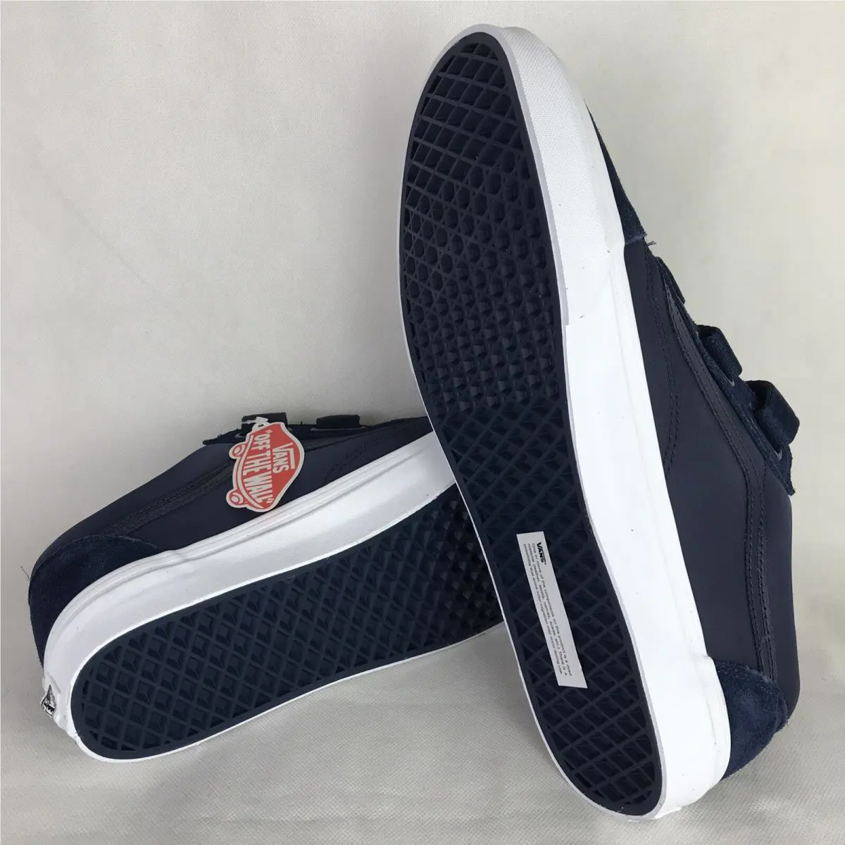 Vans shoes - VANS Old Skool V - Old Skool - VN0A3D29QE7 - Navy Blue / White (UPC: 0191476763411) 4