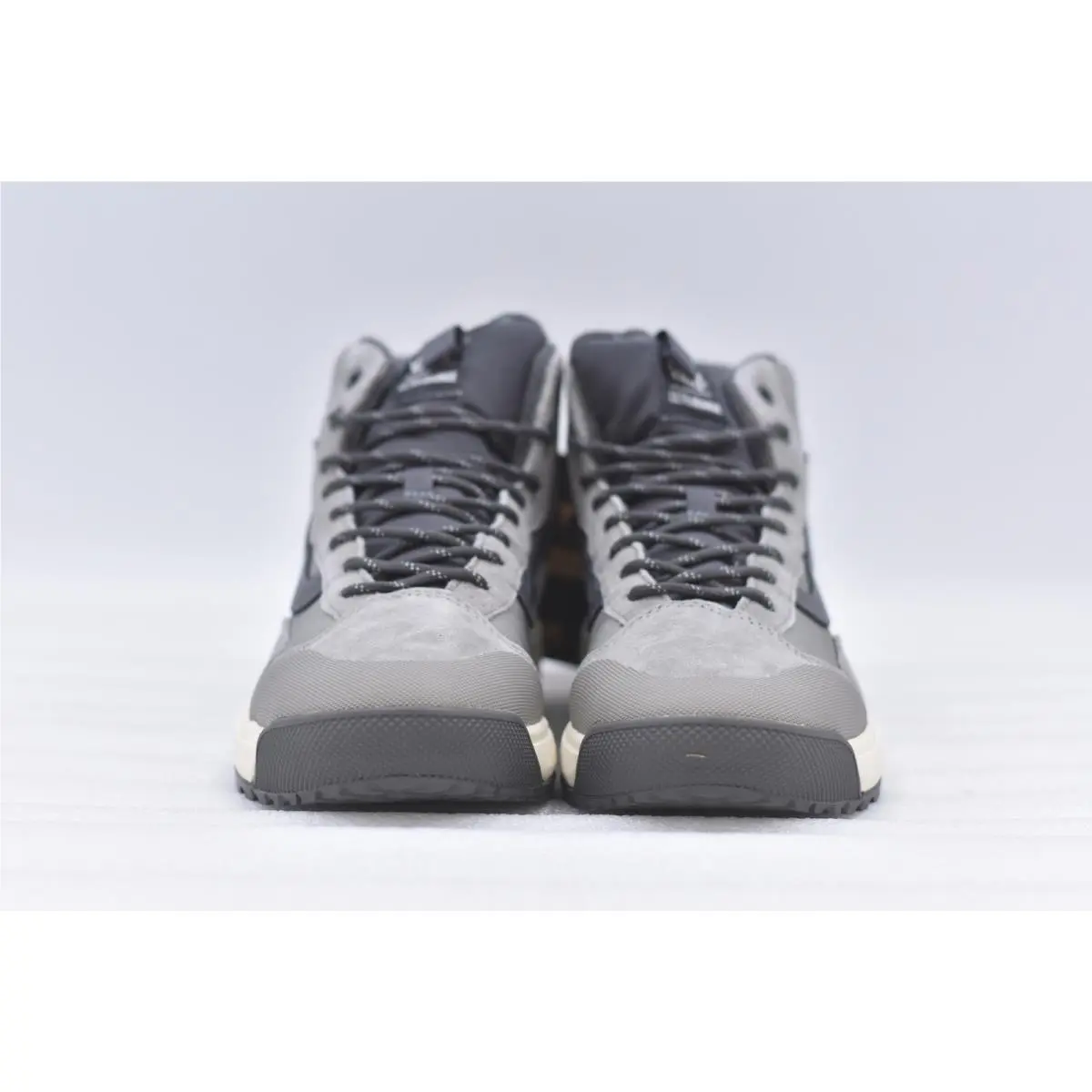 Vans shoes - Grey (UPC: 196573475380) 0