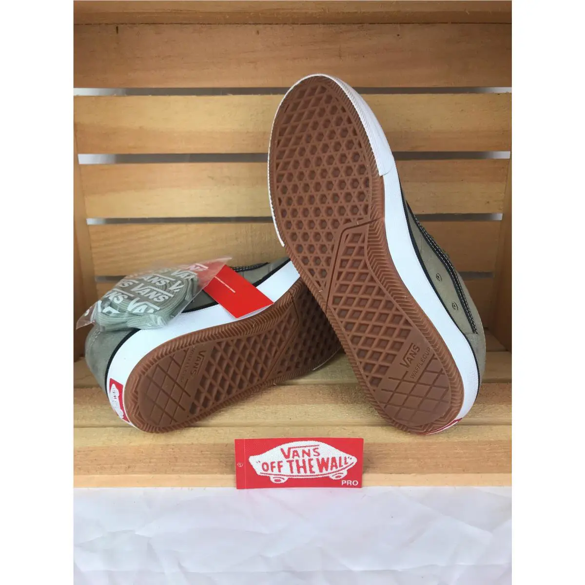 Vans shoes - Gilbert Crockett - Gilbert Crockett - Laurel Oak Gray Grey Black White (UPC: 0192826068866) 3