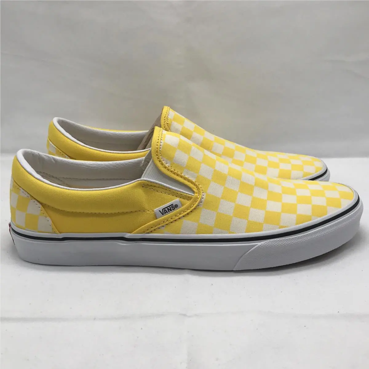 Vans shoes - VANS Classic Slip On - Classic Slip - Cyber Yellow / True White (UPC: 0194902622870) 0