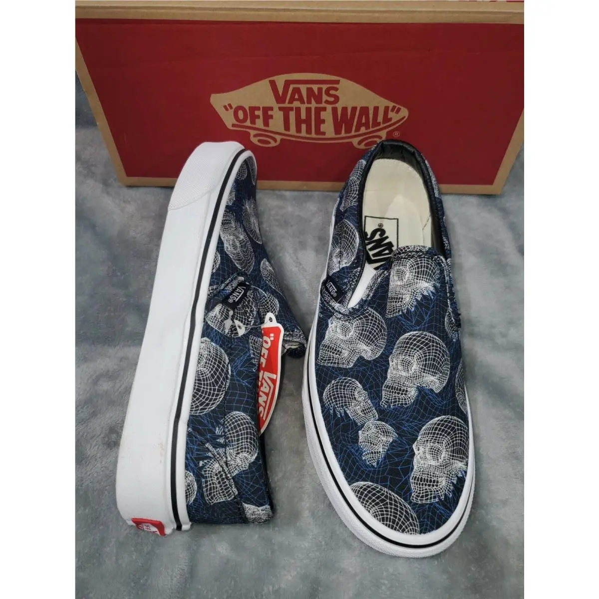 Vans Classic Slip-on Wireframe Skulls Black Blue Shoes Kids Mens US 5 WM 6.5