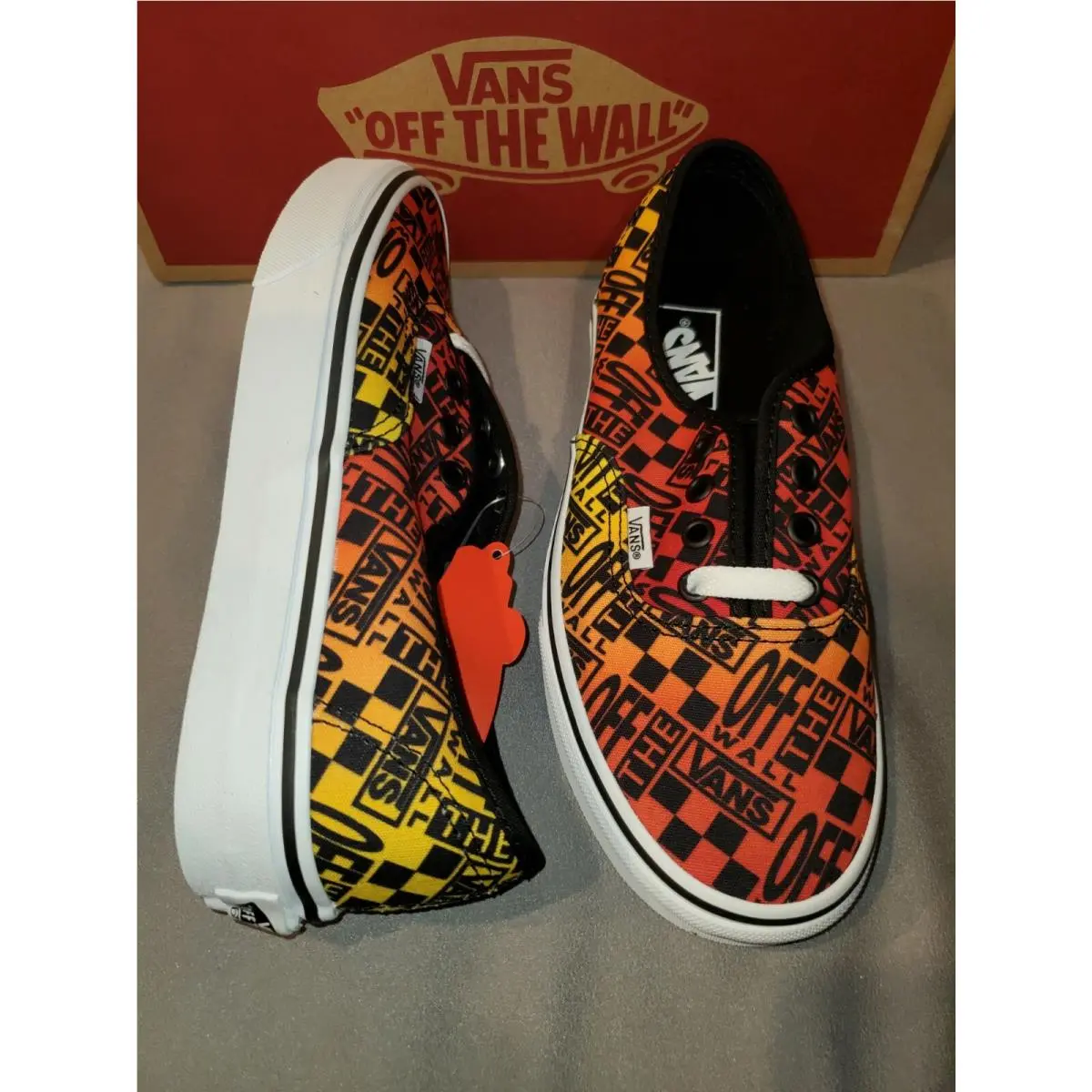 Vans Authentic Logo Flame Logo Flame Black White Shoes Womens SZ 7 Mens SZ 5.5