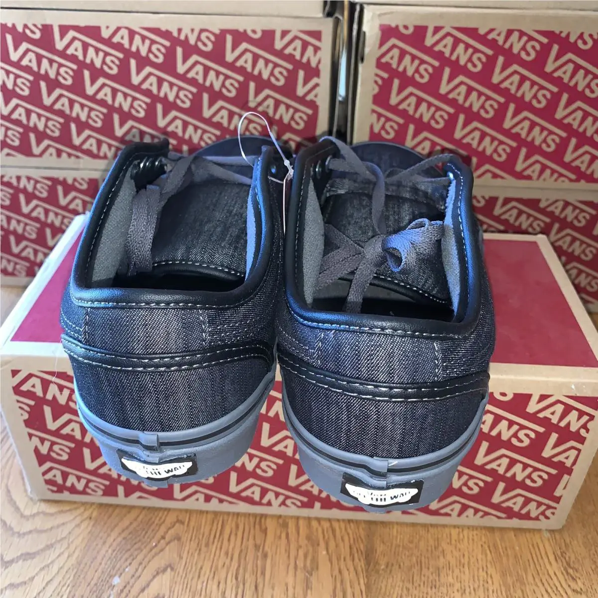 Vans shoes - VANS Chukka - Chukka - VN0A38CGRY8 - Black 2