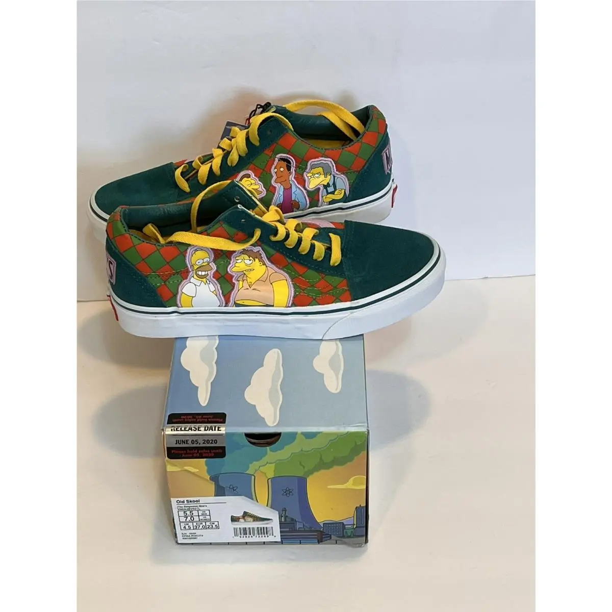 Size 5.5-  Old Skool x The Simpsons Moe`s Tavern 2020 Shoes by Vans