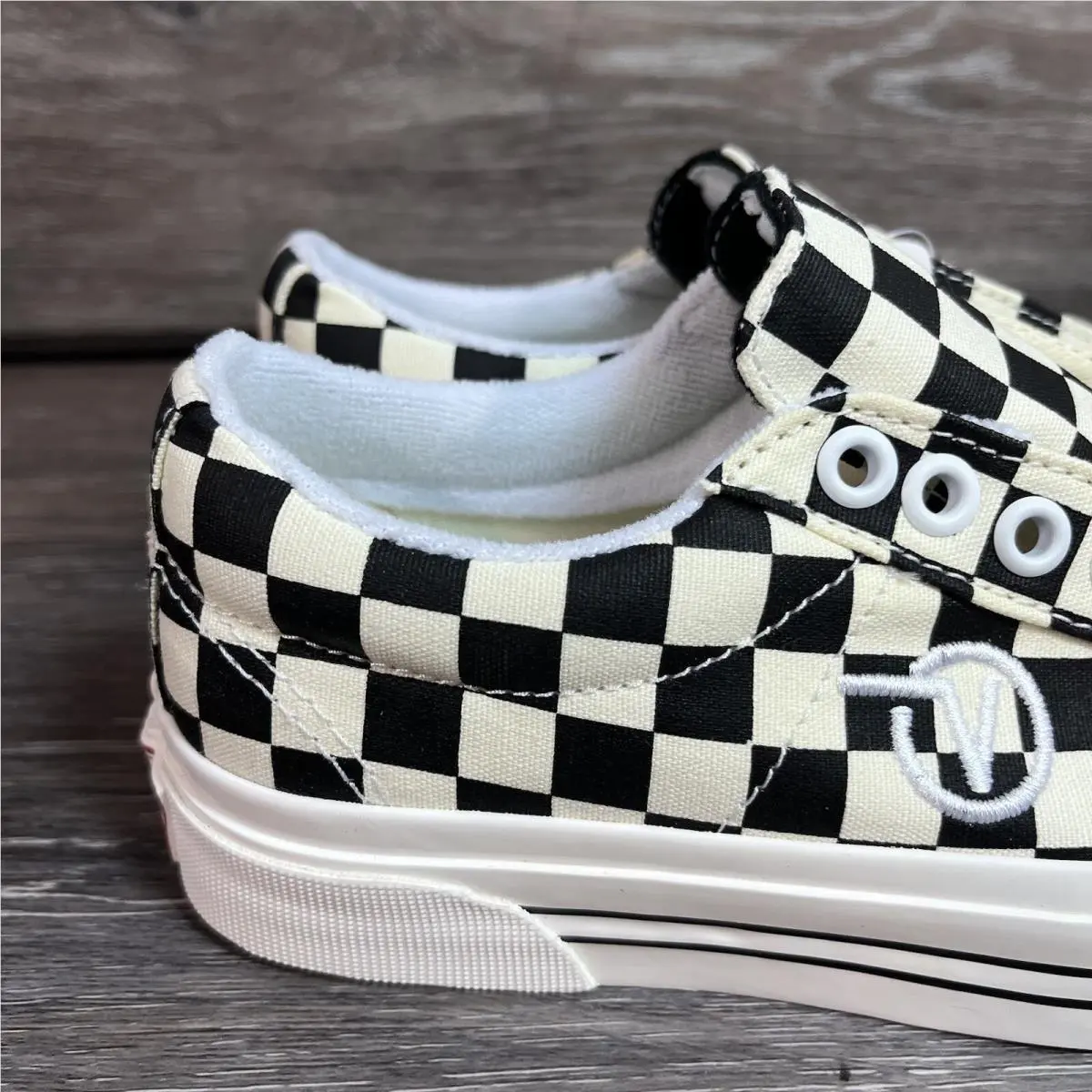 Vans shoes - Vans Sid Dx Anaheim Factory - VN0A4BTX4XR - Black 1
