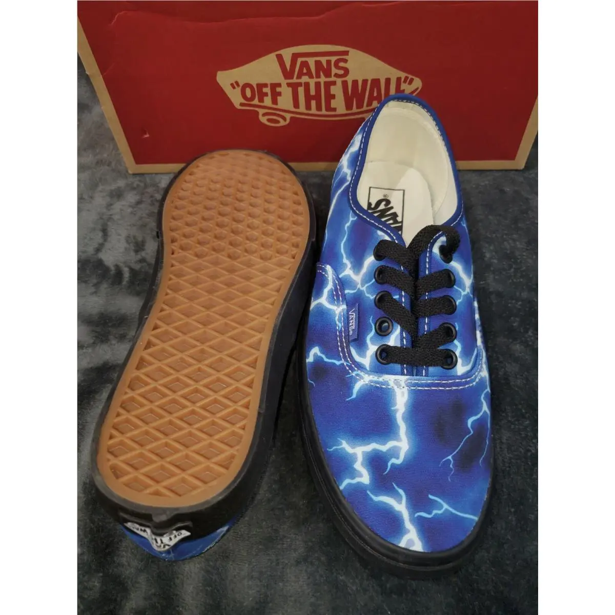 Vans shoes - Multicolor (UPC: 195439307636) 0