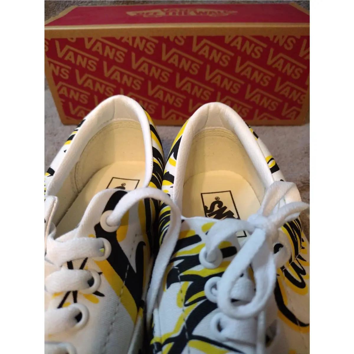 Vans shoes - Family Era - Family Era - Yellow (UPC: 0194903052737) 11