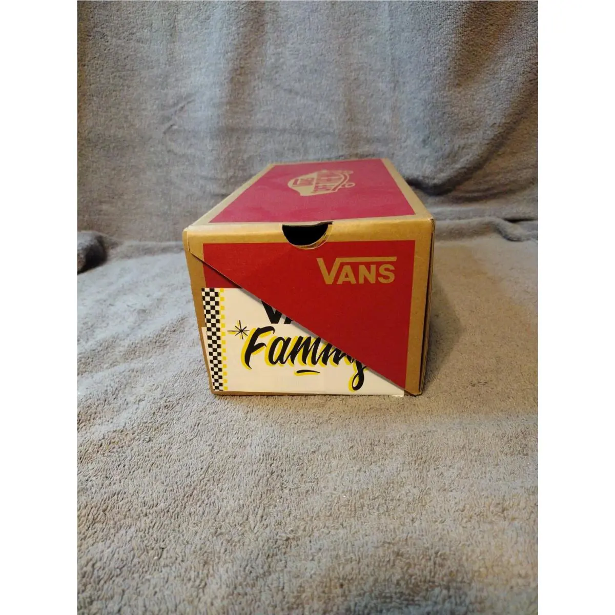 Vans shoes - Family Era - Family Era - Yellow (UPC: 0194903052737) 1