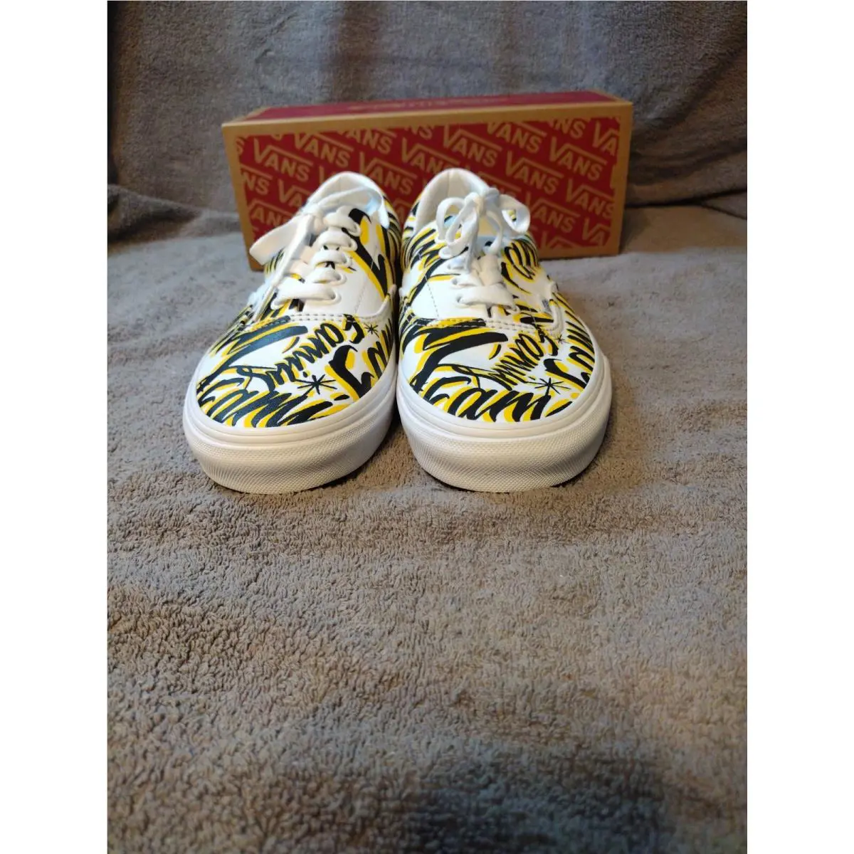 Vans shoes - Family Era - Family Era - Yellow (UPC: 0194903052737) 5