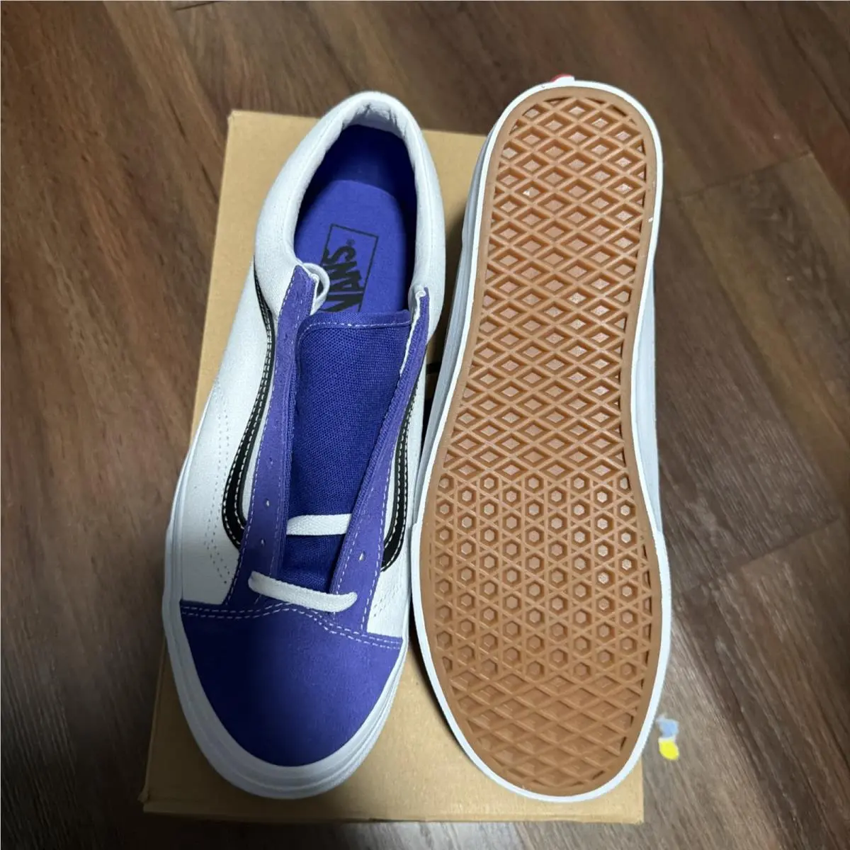 Vans shoes - VN0A3DZ3WZ9 - VN0A3DZ3WZ9 - True White/Royal Blue 2