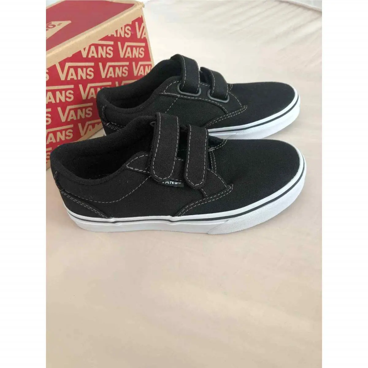 Vans shoes - Black (UPC: 887040705856) 1