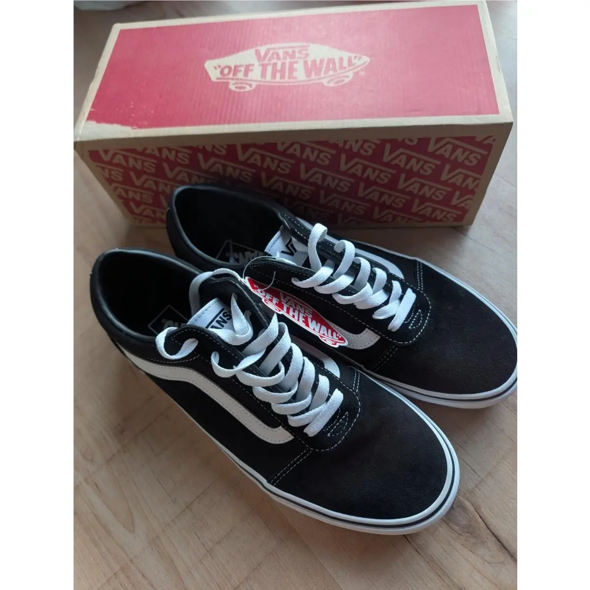 Vans Ward Active Black White Men`s Sneakers Size 11 Shoes
