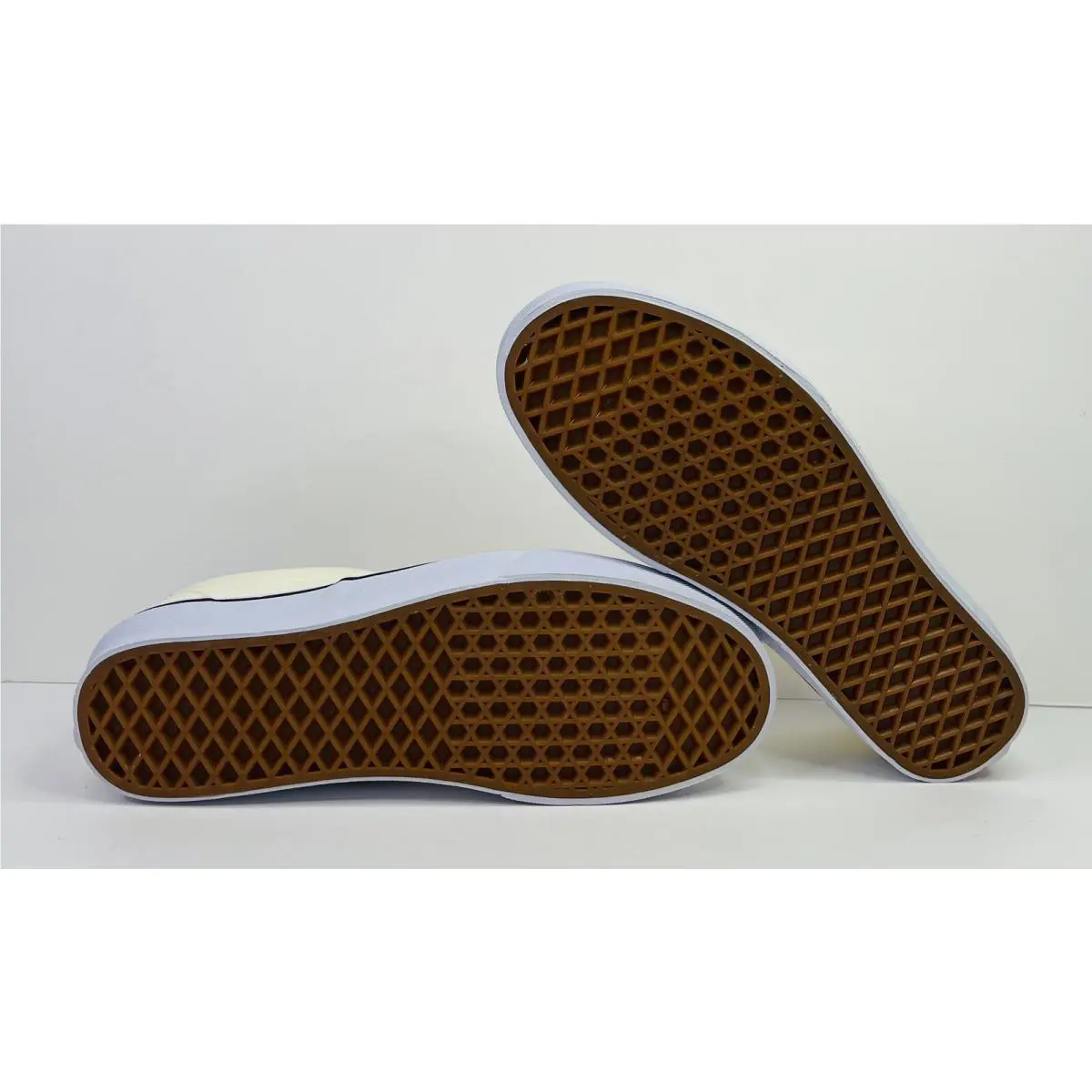 Vans shoes - VANS Classic - Classic - VN0A4U39FRL - White 4