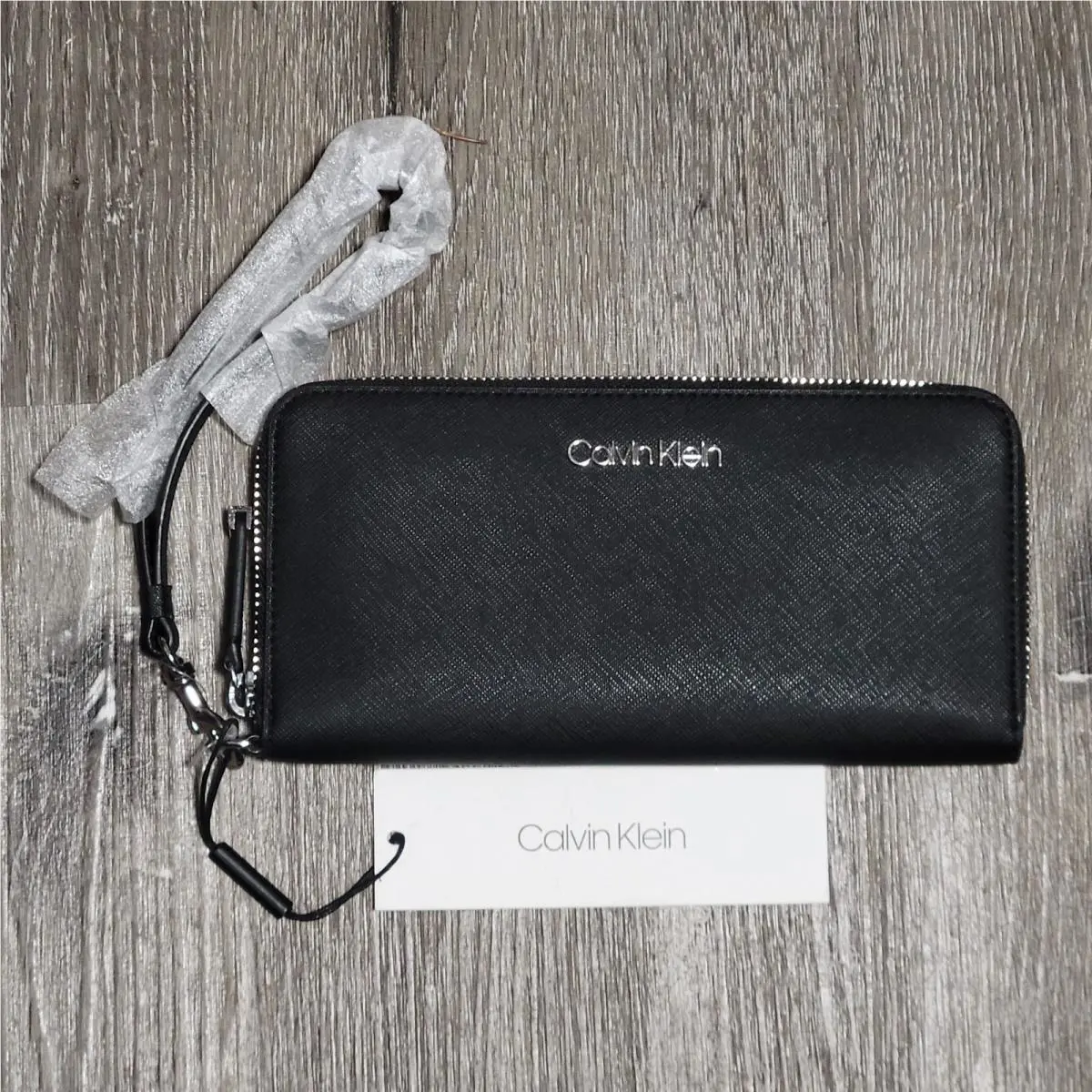 Calvin Klein Wallet Clutch Zip Around Saffiano Leather Black