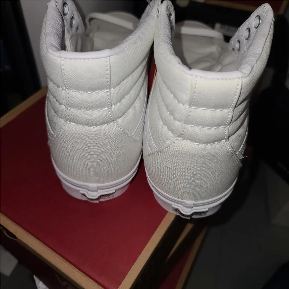 Vans shoes - VANS Sk8-Hi - VN000D5IW001 - White 1