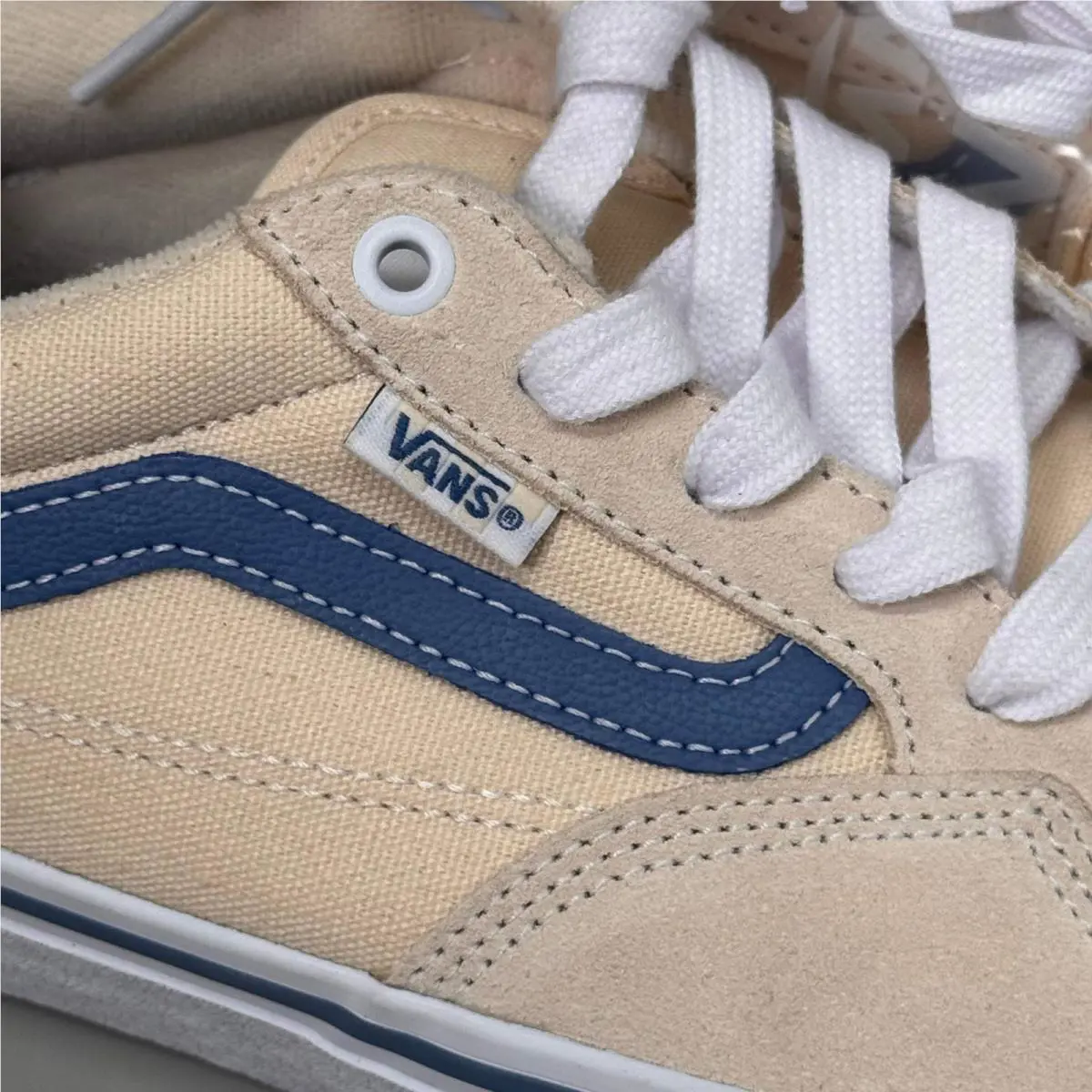 Vans shoes - Light Cream/Navy Blue 2