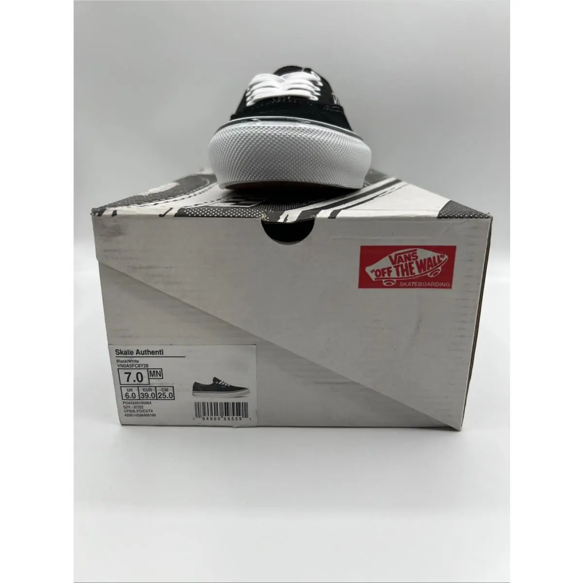 Vans shoes - VANS Old Skool - Old Skool - VN0A5C8Y28 - White 0