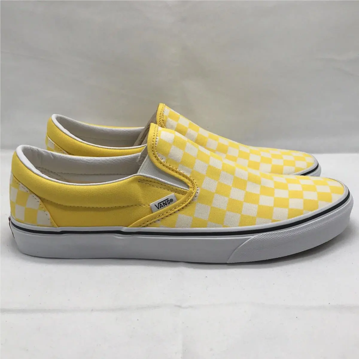 Vans shoes - VANS Classic Slip On - Classic Slip - Cyber Yellow / True White (UPC: 0194902622917) 0