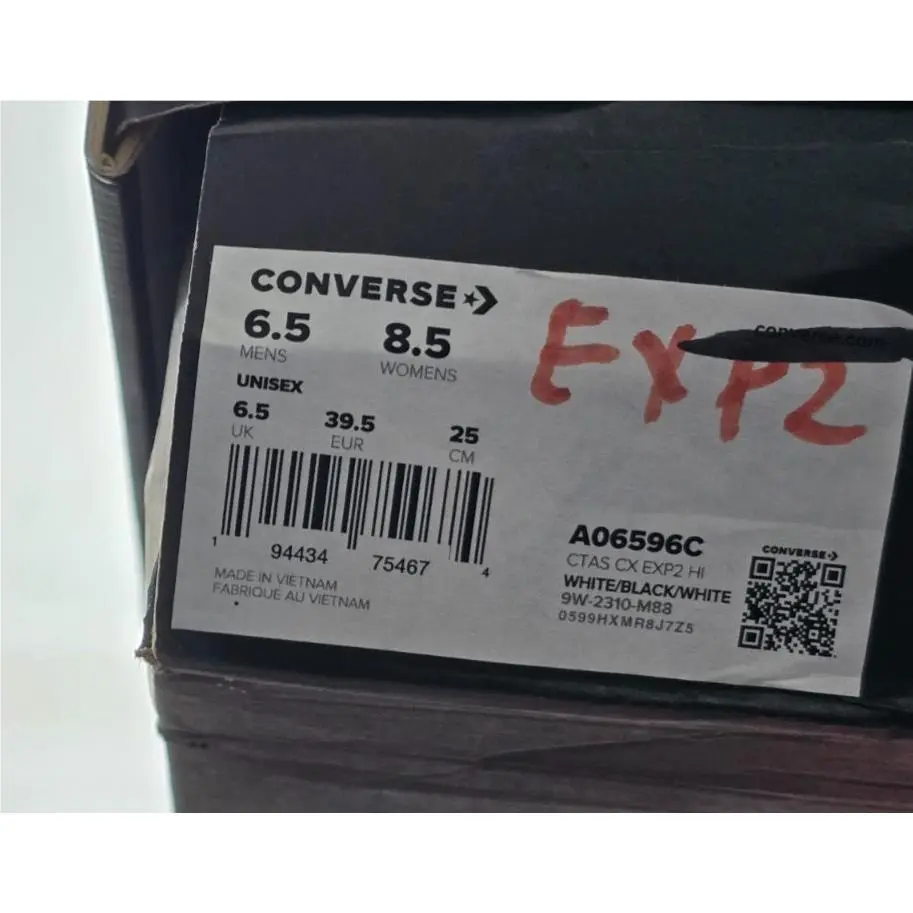 Converse shoes - White 7