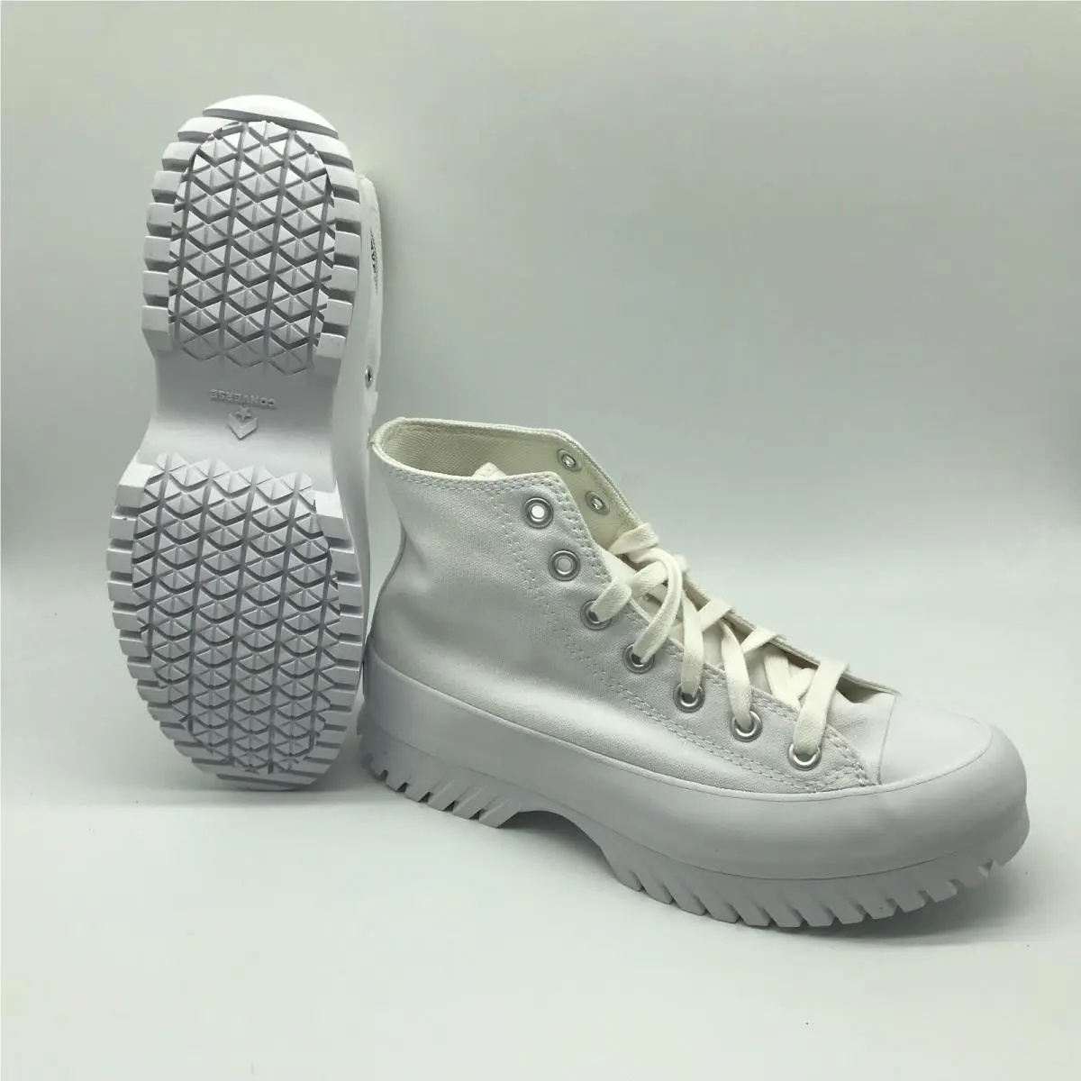 Converse shoes - Multi-Color 0