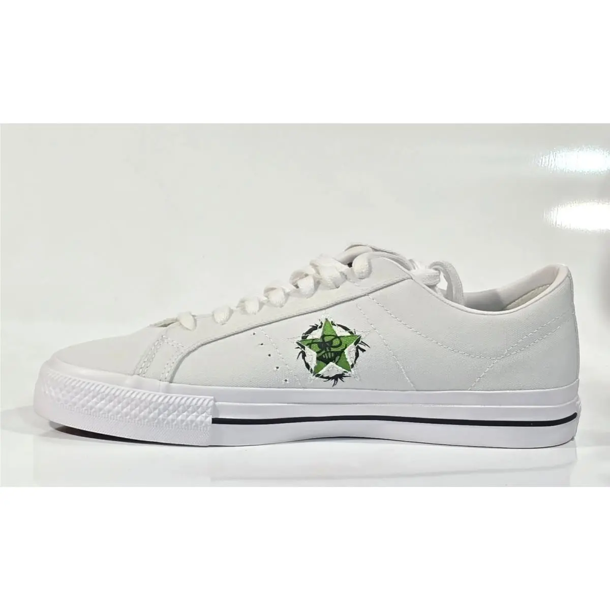 Converse shoes - White 13