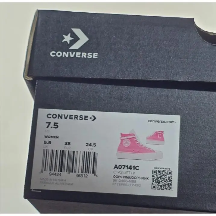 Converse shoes - Pink 3