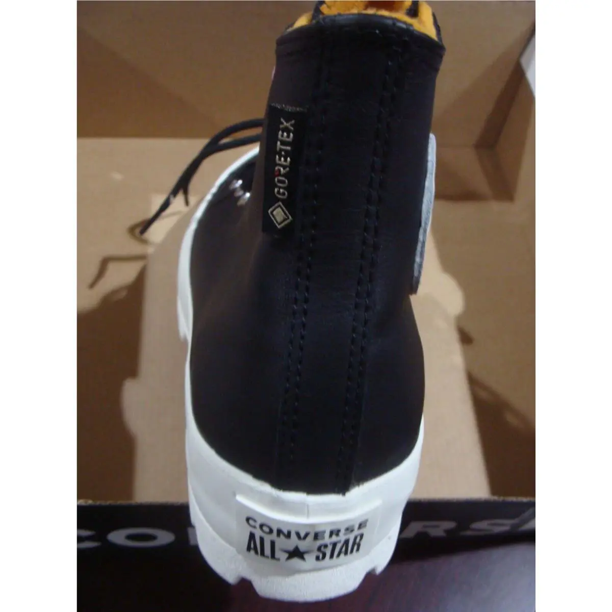 Converse shoes - 568763C - 568763C - BLACK/SAFFRON YELLOE/EGRET 2