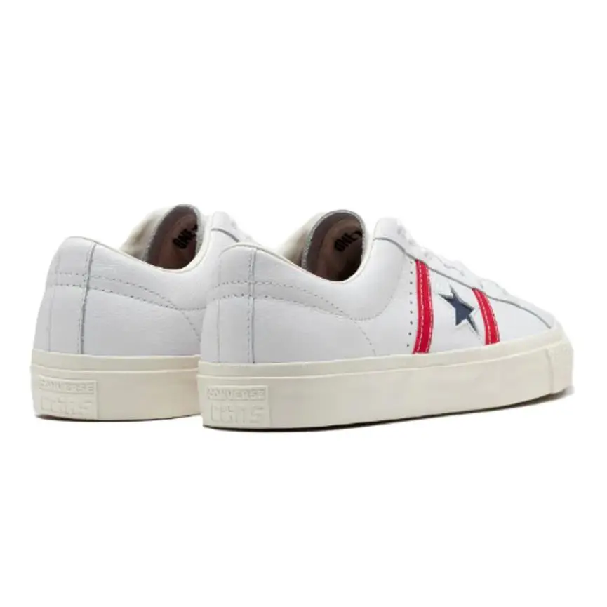 Converse shoes - White 4
