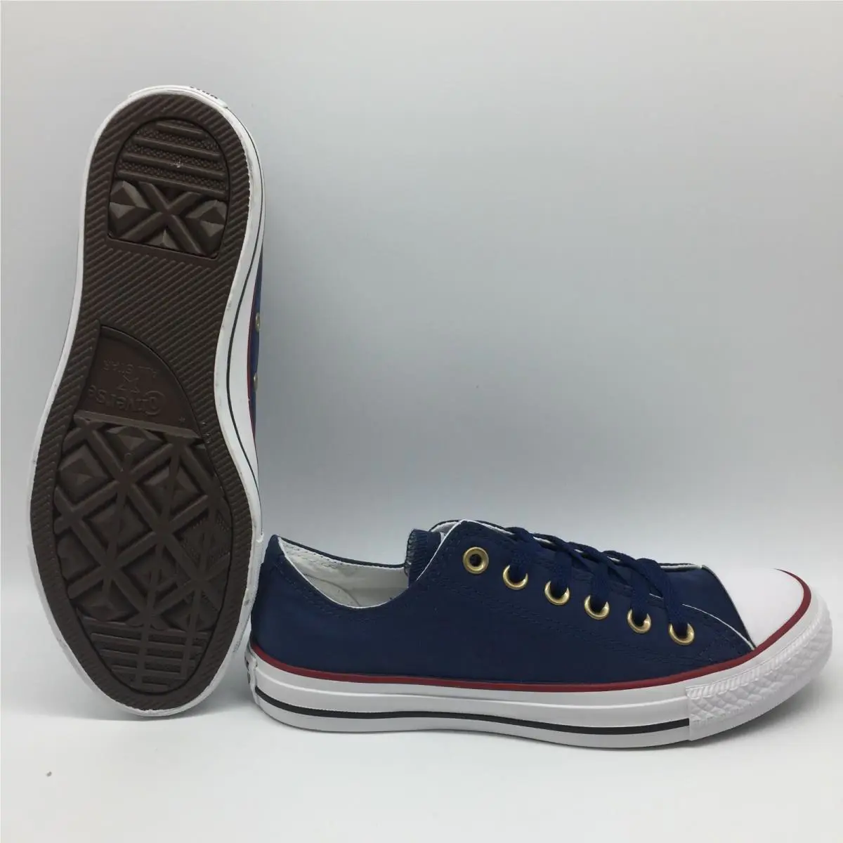 Converse shoes - Multicolor 0