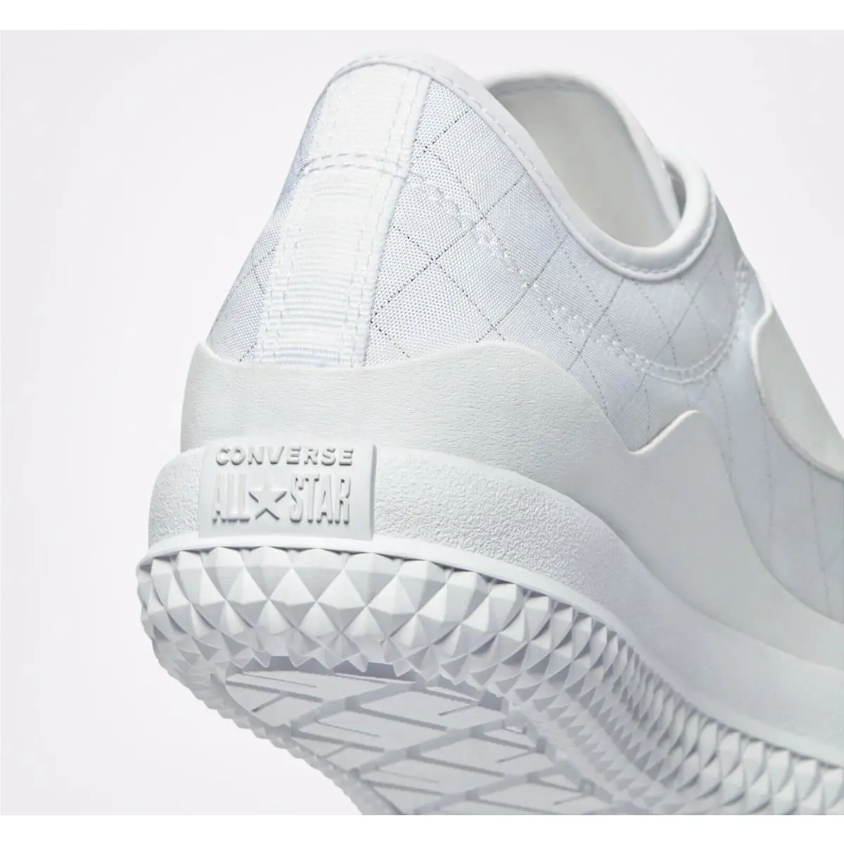 Converse shoes - White 1
