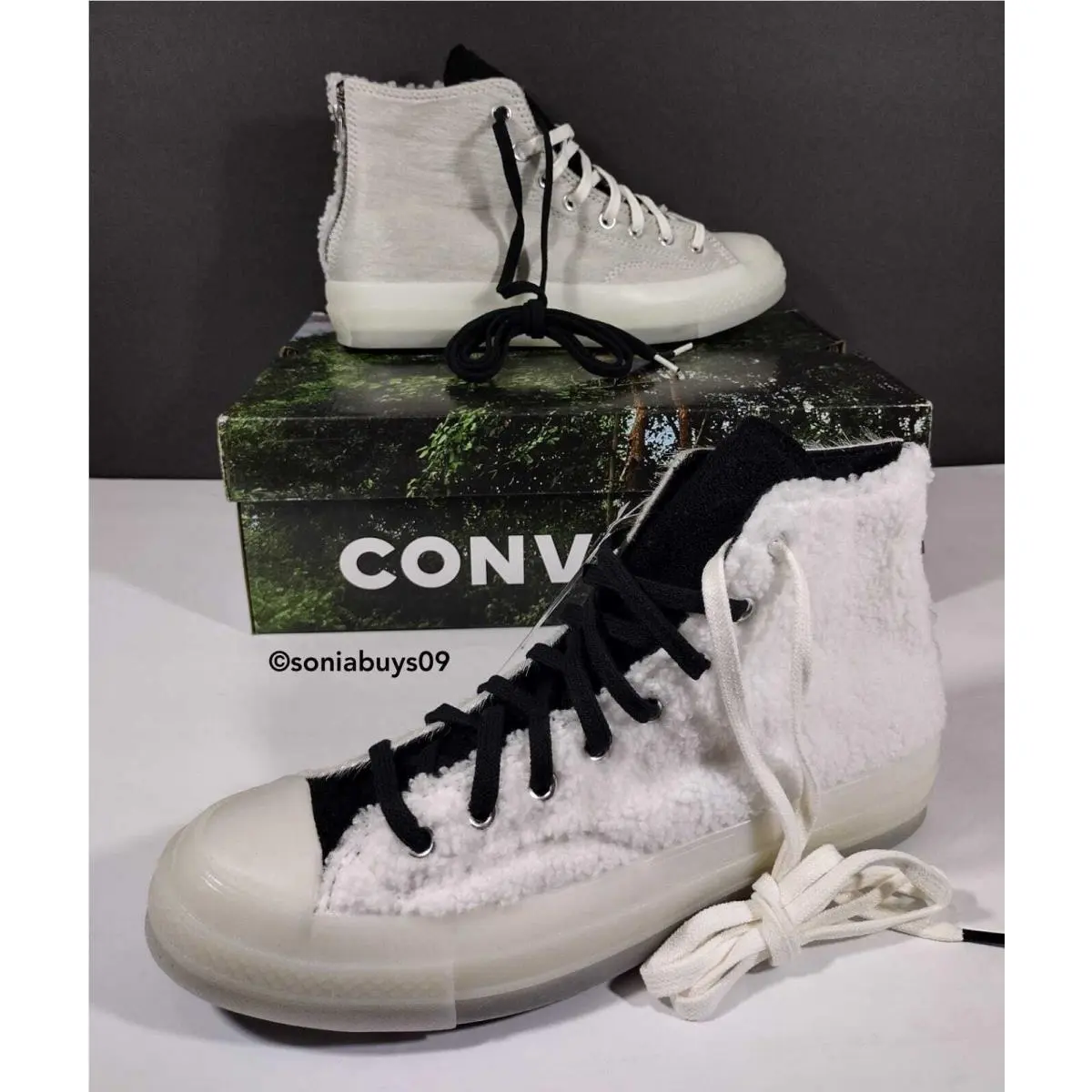 Converse shoes - White 12
