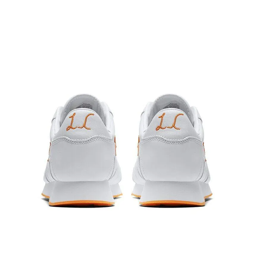Converse shoes - White 2