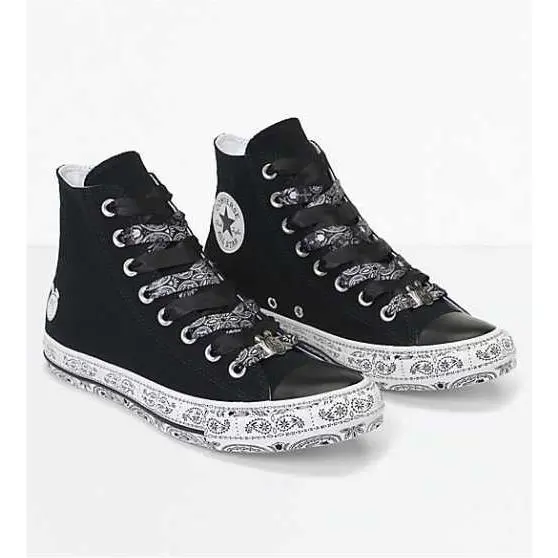 Converse shoes - Black 3