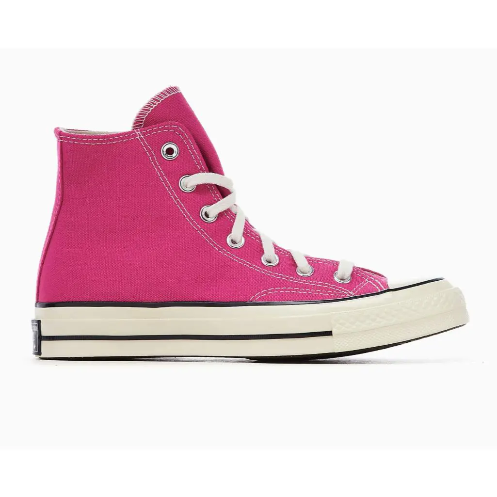 Converse shoes - Lucky Pink 1