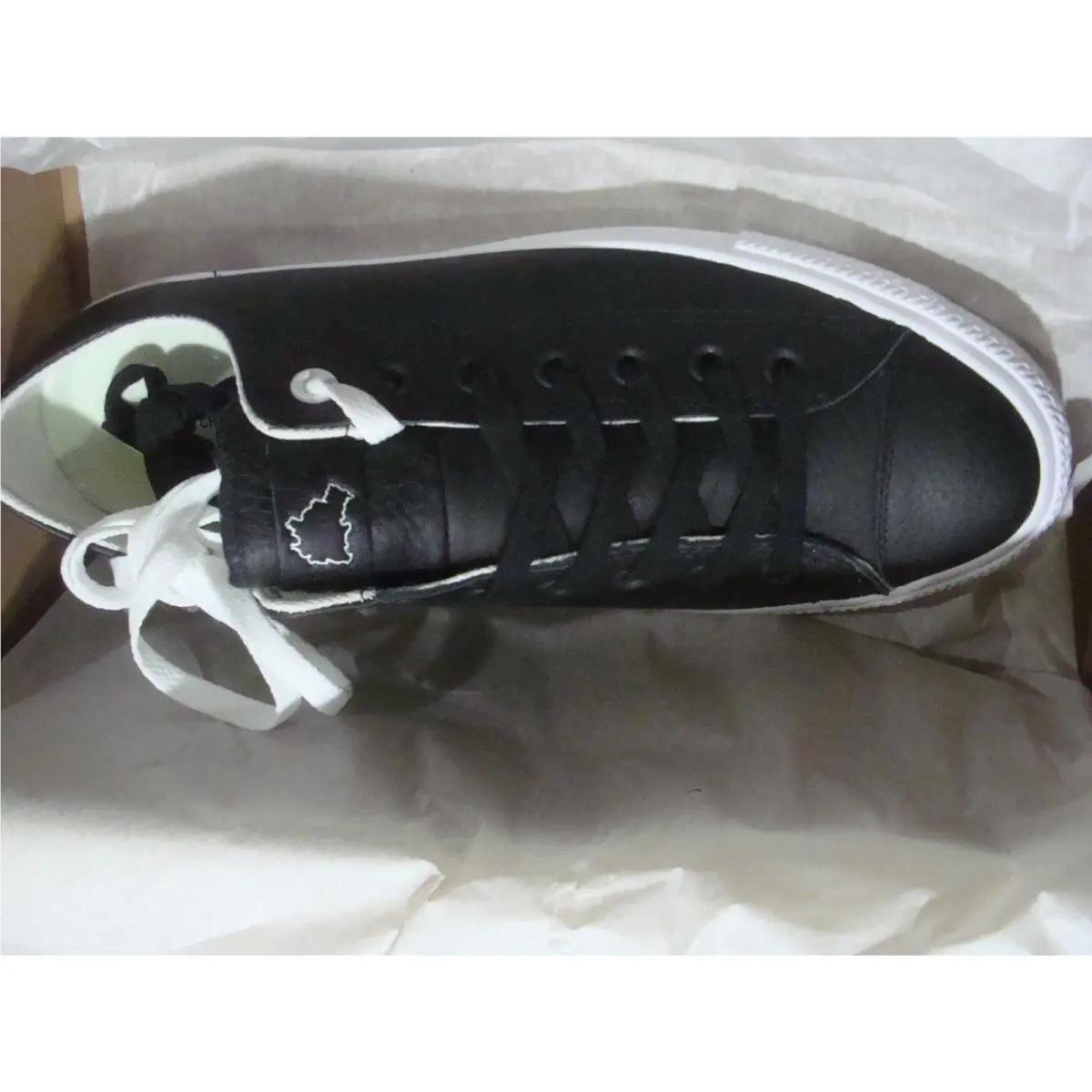Converse shoes - Black/White 6