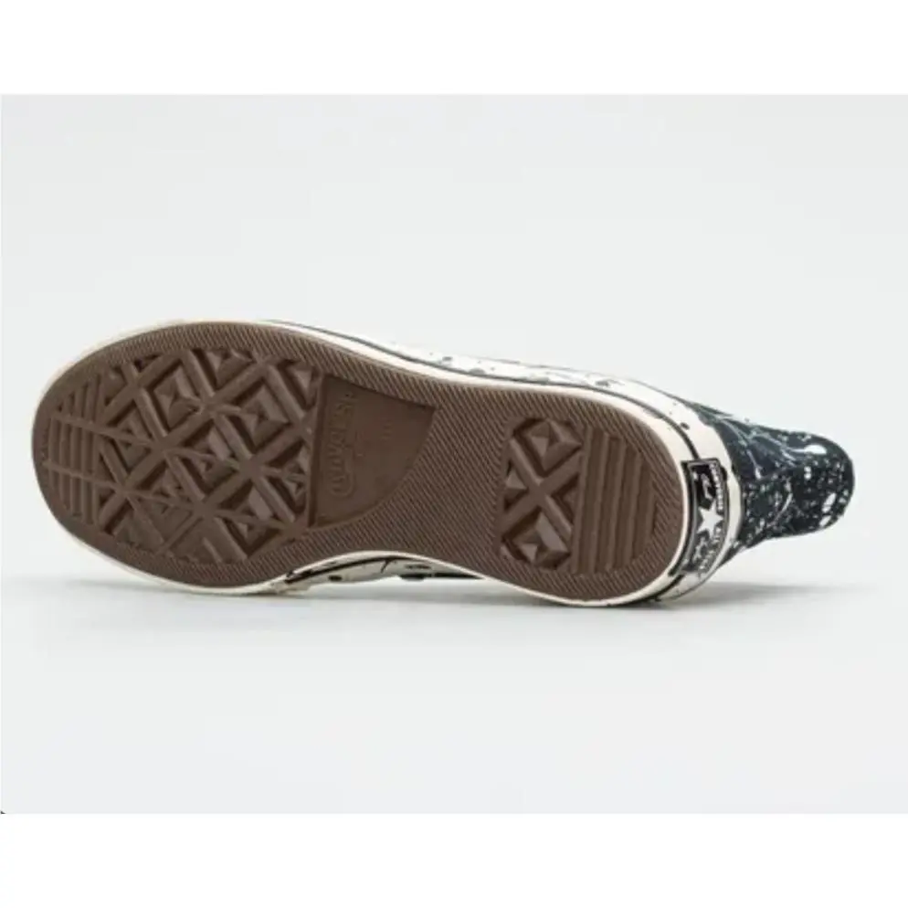 Converse shoes - Black/White 6
