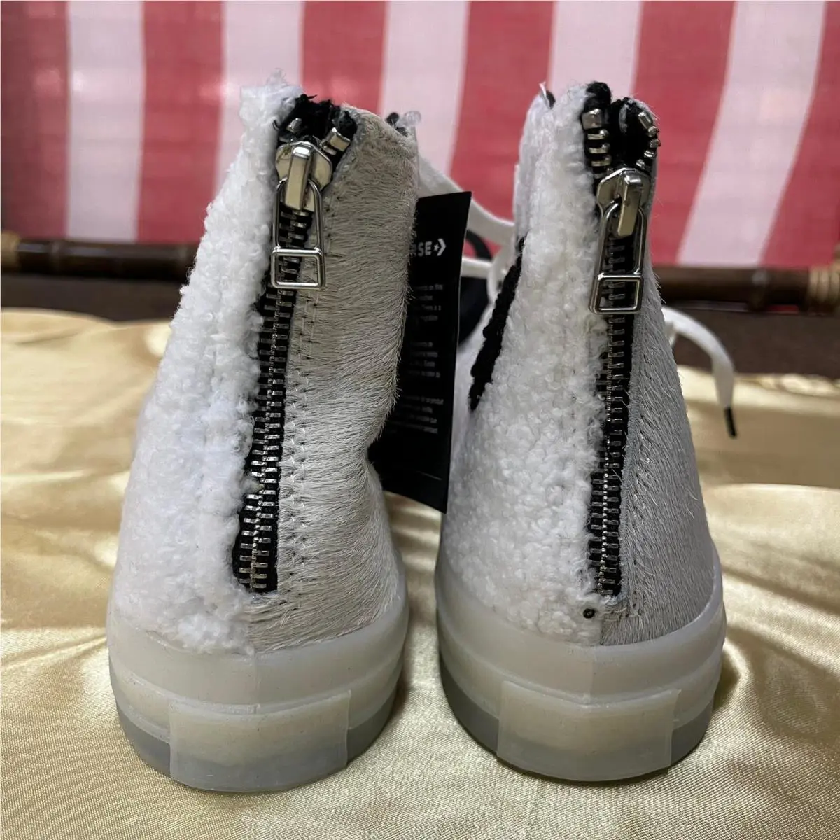 Converse shoes - White 1