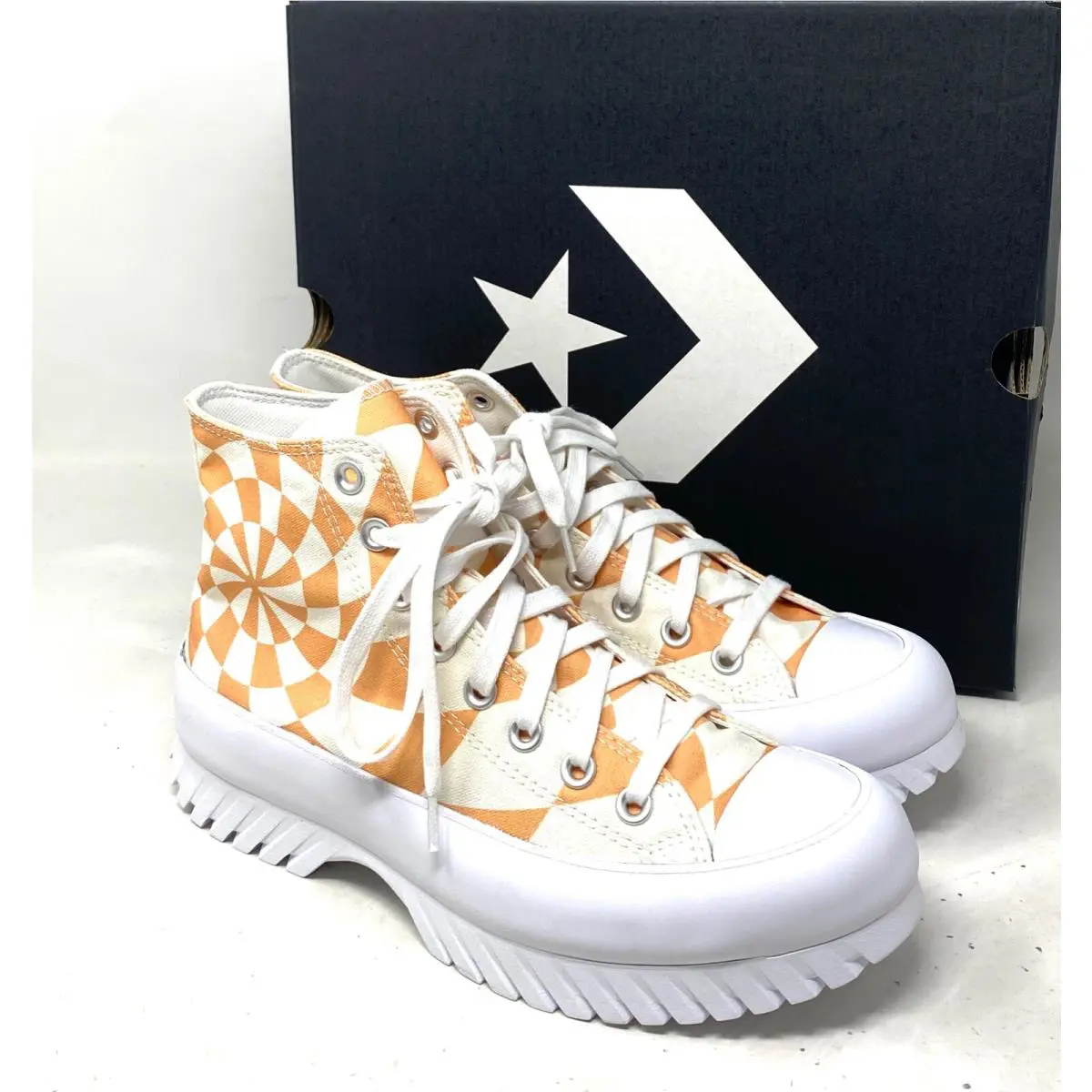 Converse shoes - Converse Chuck Taylor Lugged 2.0 - A10022C - Orange 2