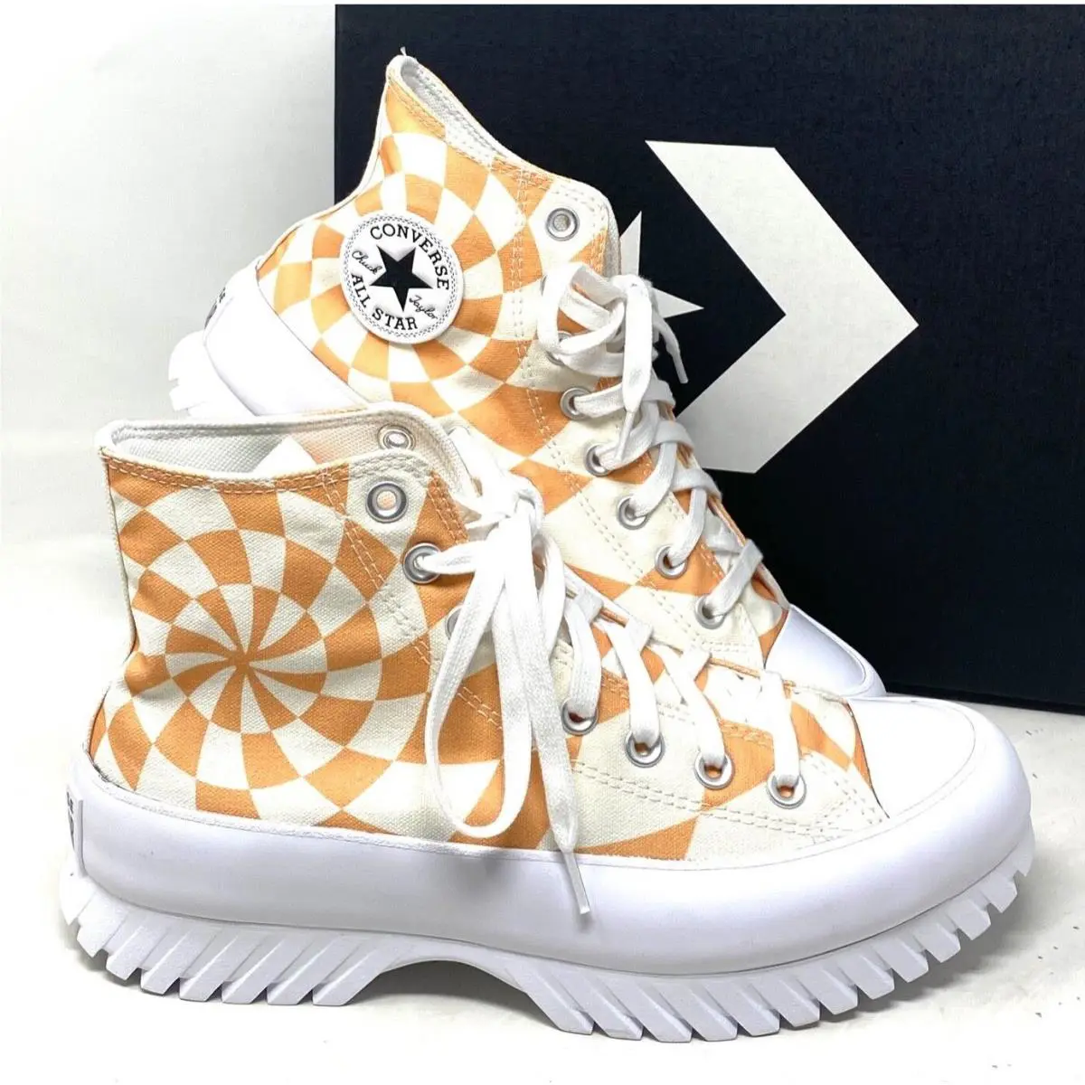 Converse shoes - Converse Chuck Taylor Lugged 2.0 - A10022C - Orange 9