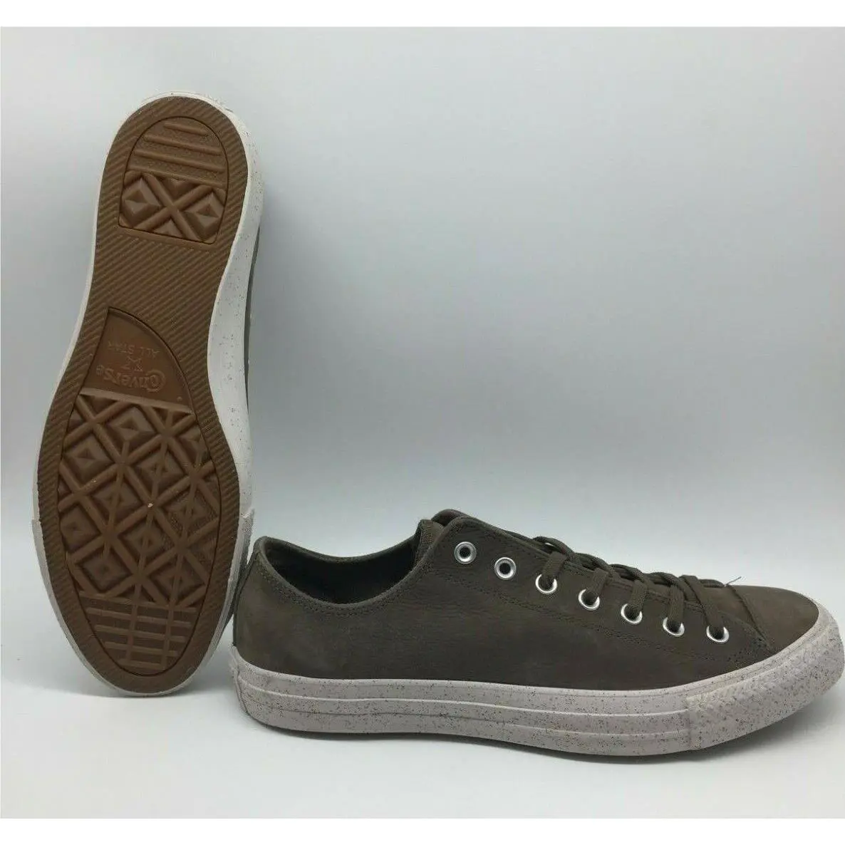 Converse shoes - Multi-Color 0